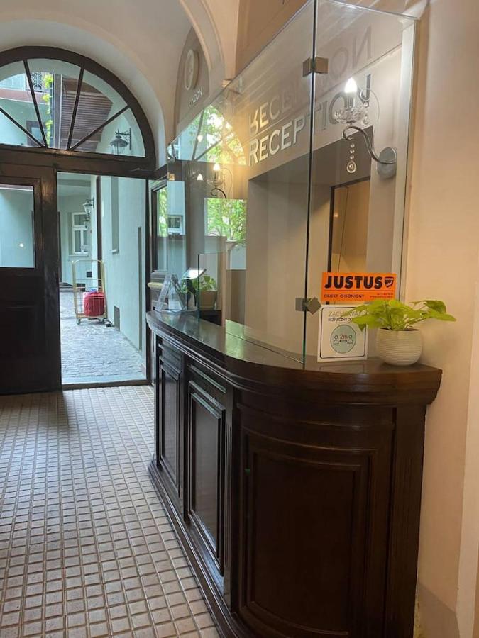 Apartamenty Dobra Noc Przy Wawelu 2 Bedrooms Cracóvia Exterior foto